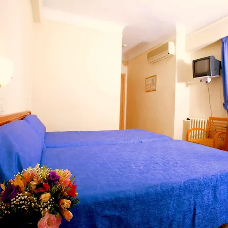 La Lonja 2* لقنت