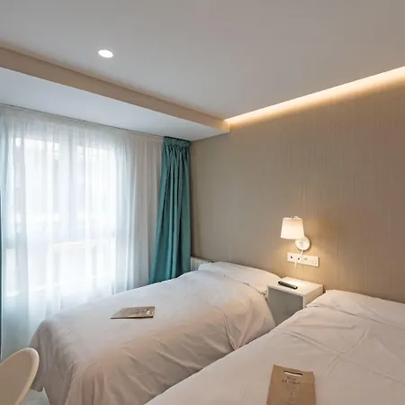 Ξενοδοχείο La Lonja 2*