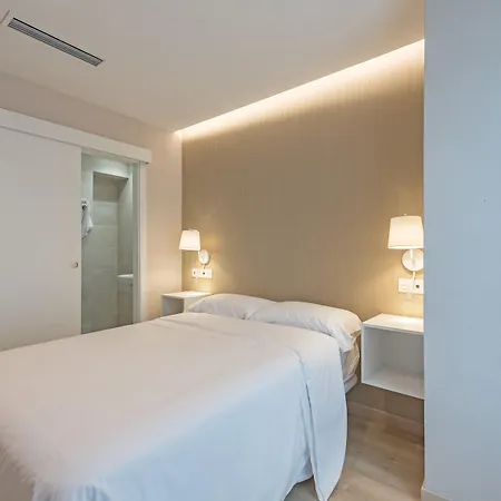Hotel La Lonja 2*