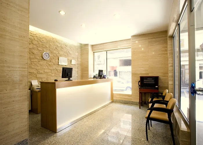Hotel La Lonja 2*