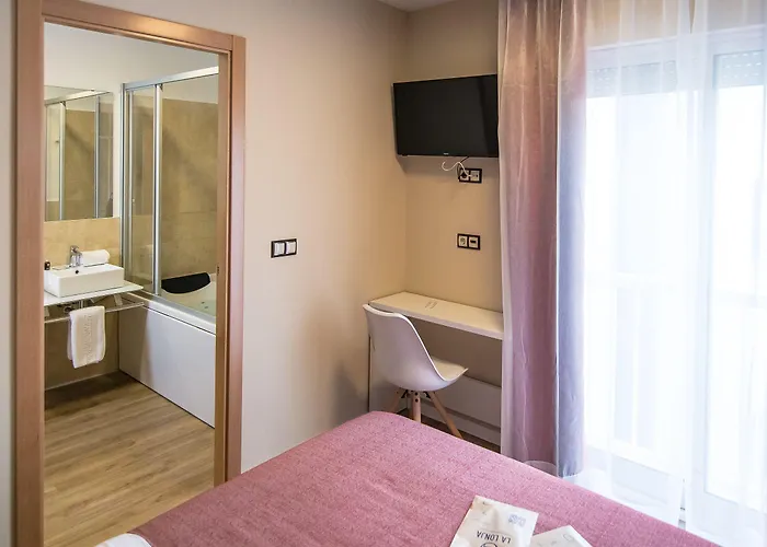 Hotel La Lonja 2*